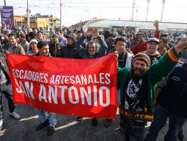 Este miércoles se reunirían pescadores con ministro de Economía