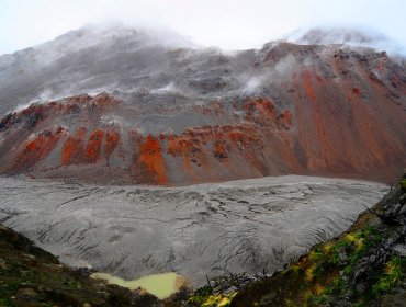 Por aumento de actividad declaran Alerta Amarilla a volcán Chaitén