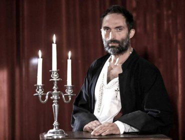 Marcelo Alonso tuvo clases de exorcismo para actuar en La Poseída