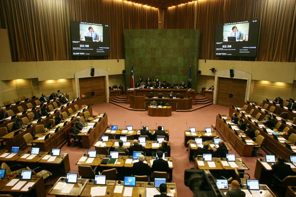 Congreso despachó ley que crea universidades estatales en O’Higgins y Aysén