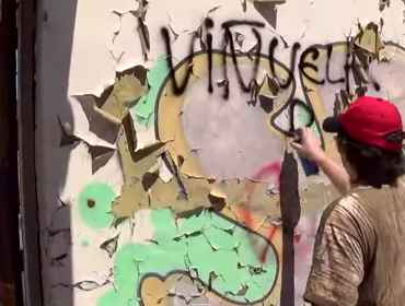 Video: Joven rapero lanza campaña para sacar a Viñuela de la televisión