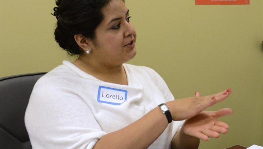 Hillary Clinton nombra a peruana como directora para hispanos de su campaña electoral