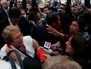 Incumplimientos de empresas retrasan nuevos hospitales, denunció Bachelet