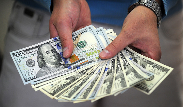 El peso chileno se deprecia un 0,59 % frente al dólar