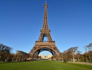 La Torre Eiffel reabre sus instalaciones tras siete horas de protesta