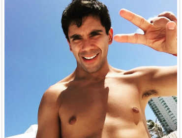 Juan Pablo Queraltó sorprende luciendo un tonificado cuerpo en Instagram