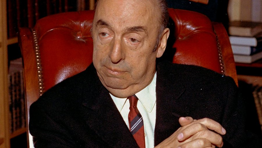 Fundación Pablo Neruda exige que el cuerpo del poeta sea devuelto a Isla Negra