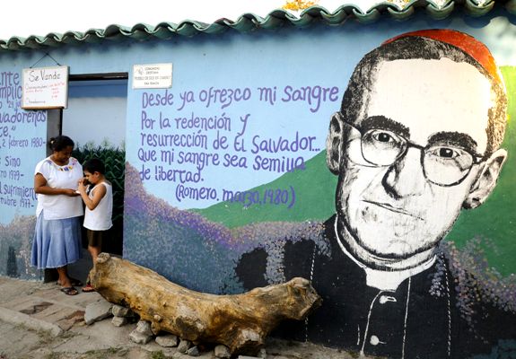 Comienza ceremonia de beatificación de monseñor Romero en capital salvadoreña