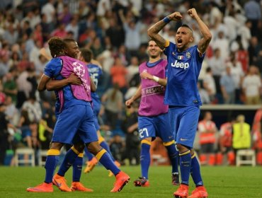 Juventus de Vidal celebra el 'doblete' en Italia con 3-1 sobre Nápoli