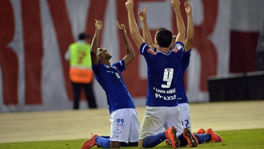 Fútbol de Brasil: Cruzeiro sin chilenos logra su primer punto ante Ponte Preta
