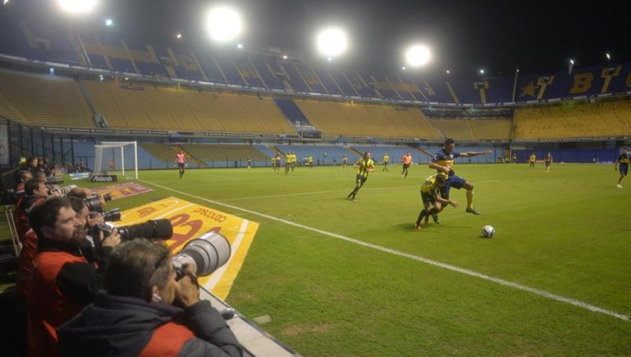 Fútbol Argentino: Boca pierde invicto al caer goleado ante Aldosivi en estadio vacío