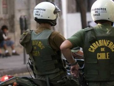 Efectivos de Carabineros buscan a autores de robo frustrado en Santiago