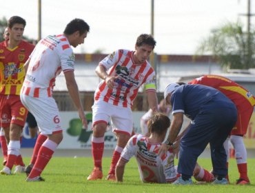 Jugador del Atlético de Paraná muere durante partido contra Boca Unidos