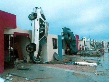 Tornado causa 13 muertos y daños en sólo seis segundos en México