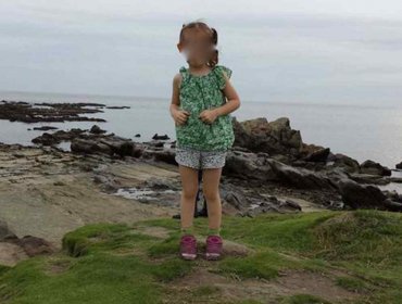 Te dará escalofríos: Extraño fenómeno en foto de una niña se vuelve viral