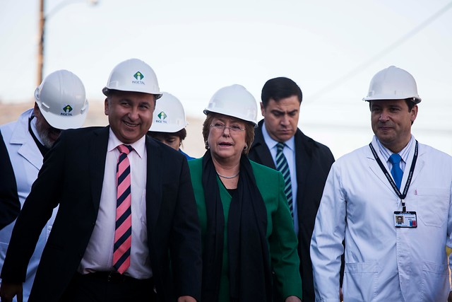 Presidenta Bachelet viajó a Los Ríos y tuvo actividades en Mariquina, Lanco y Neltume