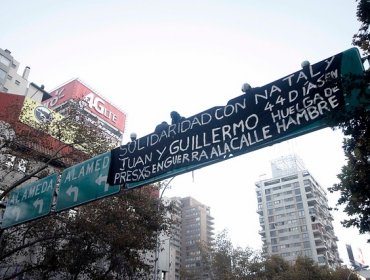 Barricadas y protestas en día previo a movilización estudiantil