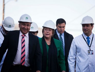 Presidenta Bachelet viajó a Los Ríos y tuvo actividades en Mariquina, Lanco y Neltume