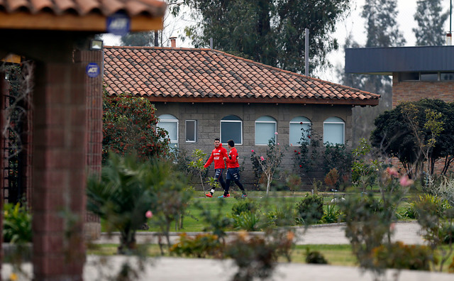 Selección chilena extenderá su preparación en el Monasterio Celeste en Requínoa