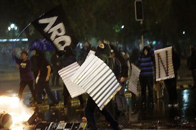 Comienzan las barricadas en movilización estudiantil
