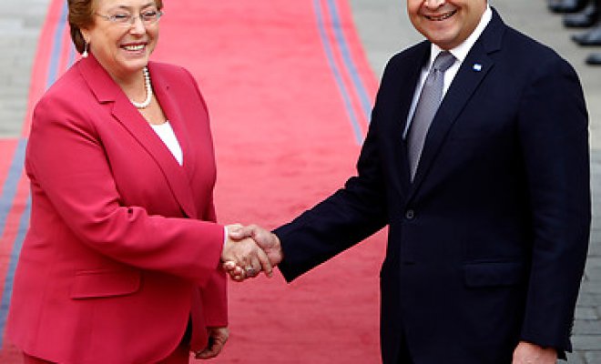 Presidenta Bachelet recibe a su par hondureño en La Moneda