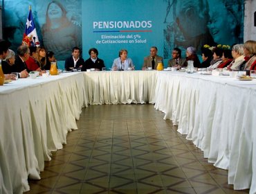 Presidenta difunde eliminación del 5% de cotización de salud de pensionados