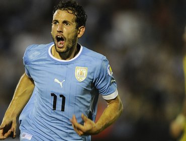 Stuani, sin presiones, listo para cubrir la baja de Luis Suárez