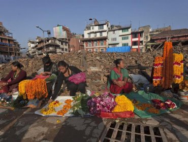 A dos meses del terremoto Nepal acogerá una conferencia de donantes