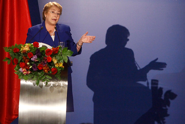 Presidenta Bachelet promulgó ley de Inclusión Escolar y rechazó categóricamente la violencia en las marchas