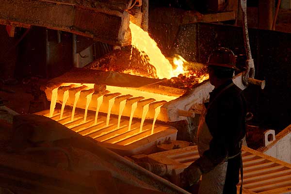 Índice de Producción Industrial en Chile cayó un 0,6 % interanual en abril