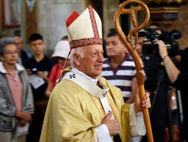 Cardenal Ezzati visitó iglesia de la Gratitud Nacional y condenó ataque