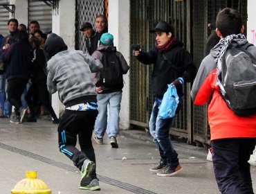 Formalizaron a sujeto que amenazó con pistola a saqueadores de farmacia