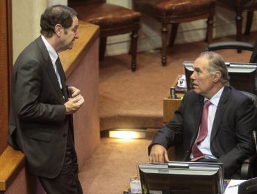 Senador Orpis (UDI) reconoce que pidió plata, pero negó cometer delitos