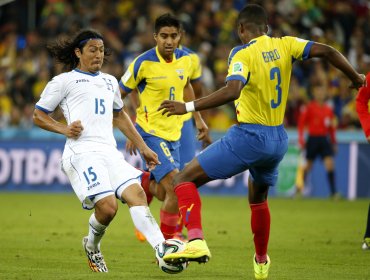 Copa América: Ecuatoriano Frickson Erazo adelantó el debut con Chile