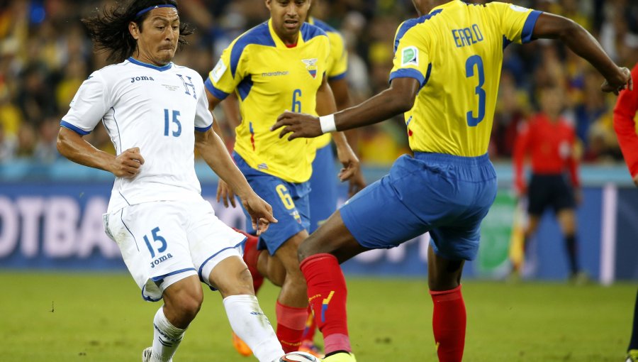 Copa América: Ecuatoriano Frickson Erazo adelantó el debut con Chile