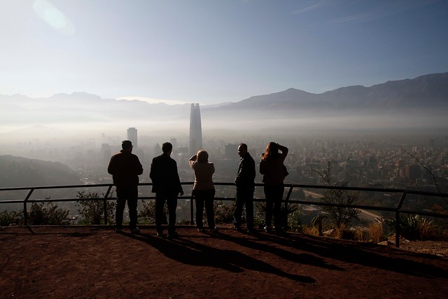 Decretan alerta ambiental para este lunes en provincia de Santiago, Puente Alto y San Bernardo