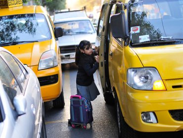 Un transporte escolar chocó con un camión en las cercanías de San Clemente