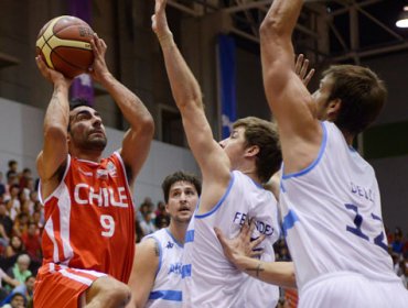 Destacados miembros de la selección chilena de básquetbol serán formalizados por violación