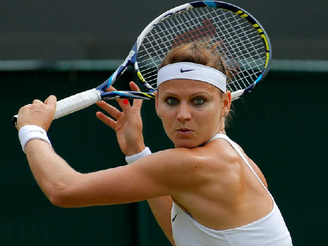 Safarova vence a Muguruza y avanza a semifinales