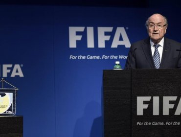 Video: Blatter anuncia su renuncia a la FIFA