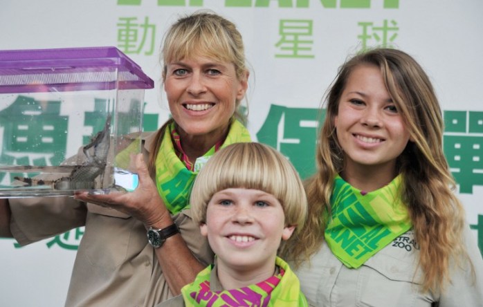 Hija de Steve Irwin sorprende en redes sociales con particular atractivo