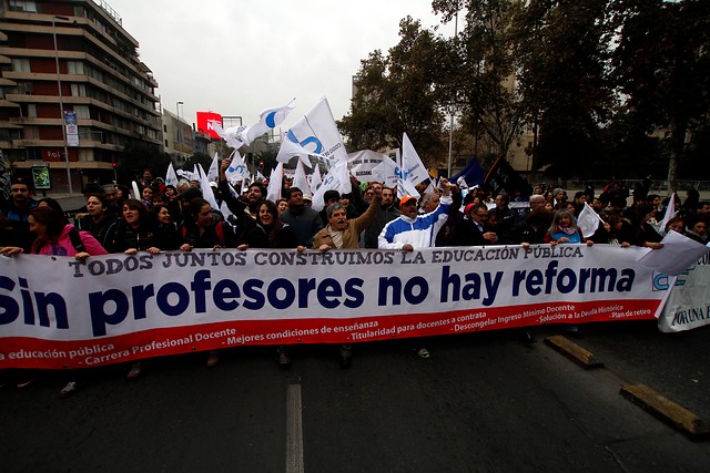 Carrera Docente: El proyecto que tiene en paro indefinido a la educación