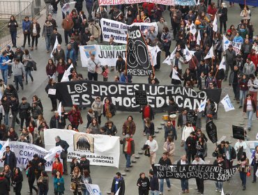 Diversas interrupciones de tráfico por marcha de profesores