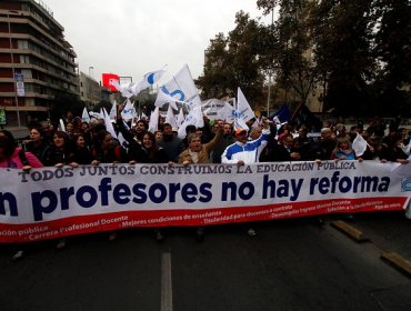 Carrera Docente: El proyecto que tiene en paro indefinido a la educación