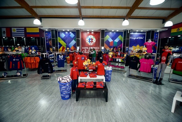 Inauguran tienda oficial de la Copa América 2015