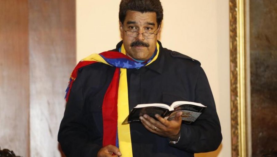 Nicolás Maduro suspende viaje al Vaticano por "recomendación médica"