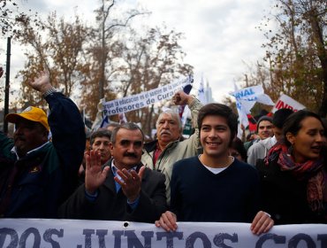 Secundarios se suman a marcha convocada por Confech para el 10 de junio