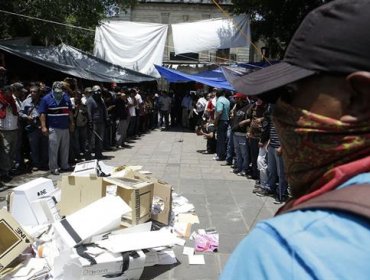 Saquean mesas de votación y queman urnas en la ciudad mexicana de Oaxaca