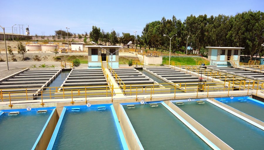 Chile y España evalúan proyectos conjuntos sobre sistemas de agua potable