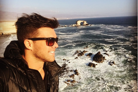 Leandro Penna presenta a su bella hija a través de las redes sociales